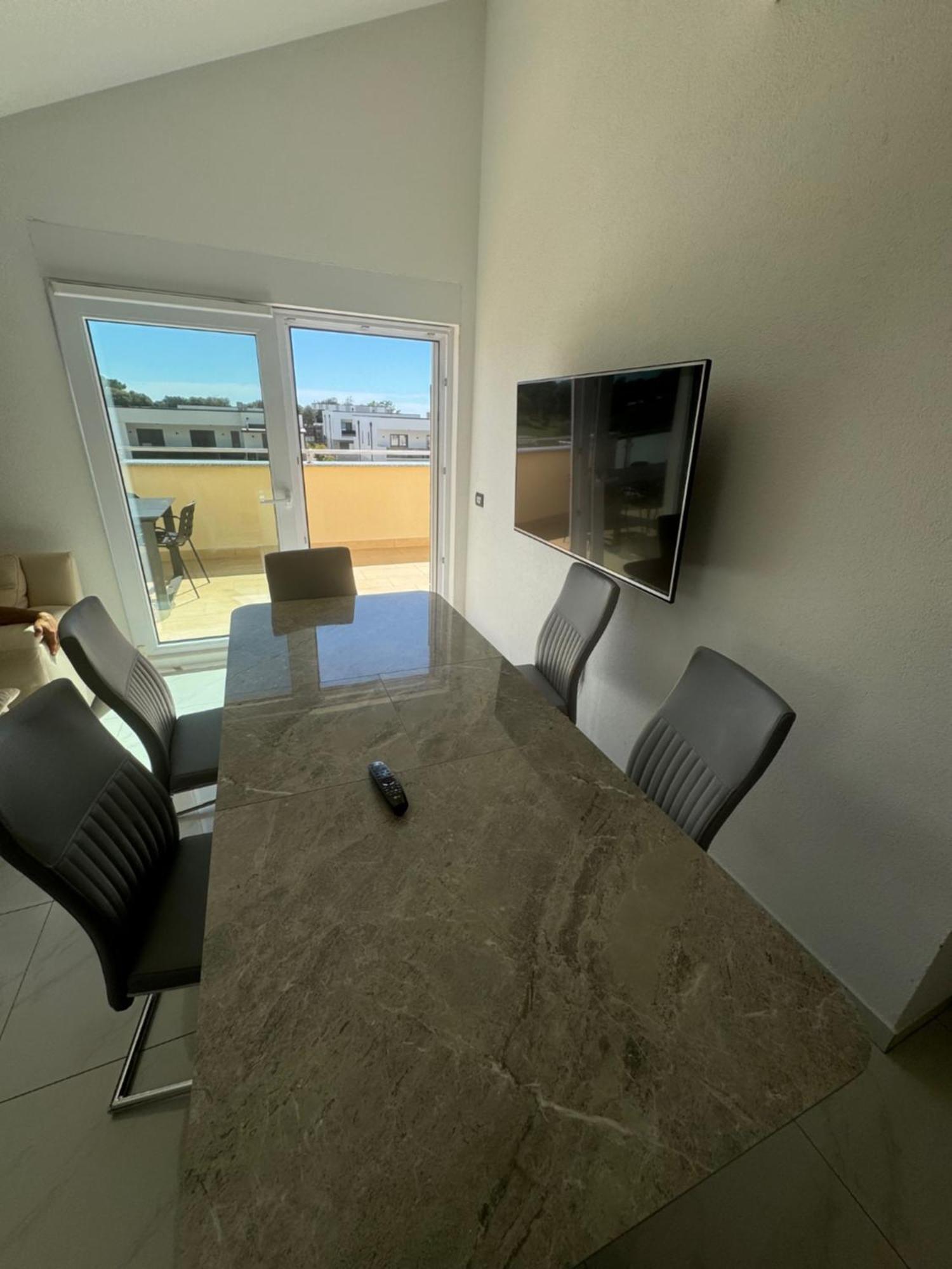 Funtana Appartements An Der 1 Reihe Vom Meer Екстер'єр фото