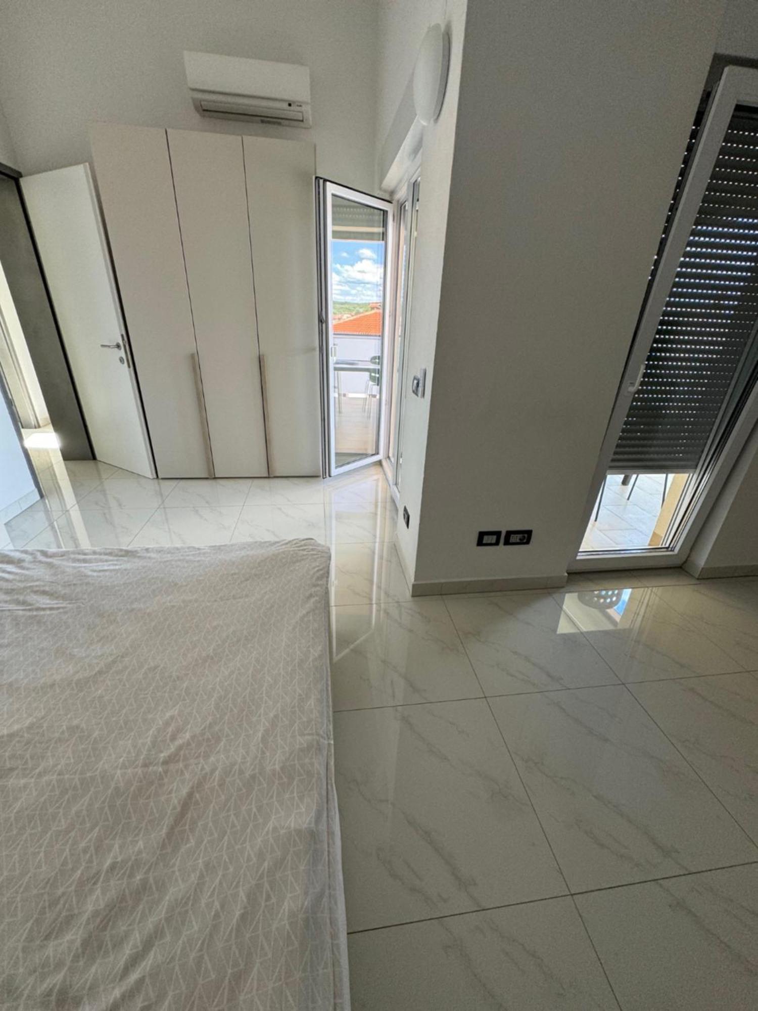 Funtana Appartements An Der 1 Reihe Vom Meer Екстер'єр фото