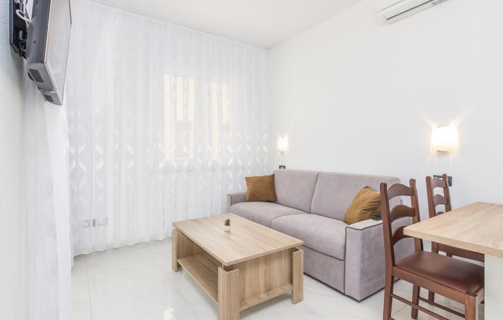 Funtana Appartements An Der 1 Reihe Vom Meer Екстер'єр фото